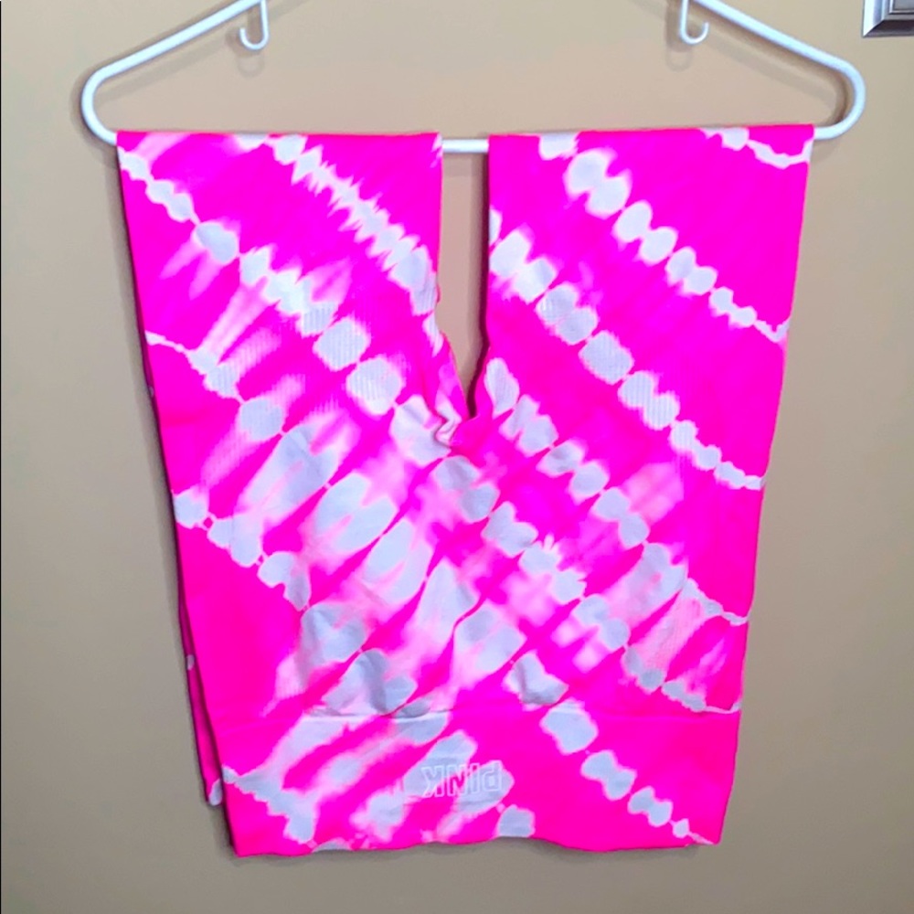 VS pink yoga pants